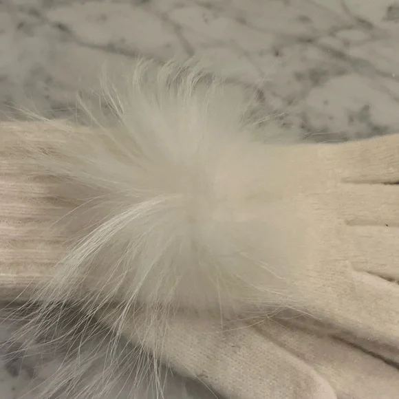 Linda Richards genuine fur winter gloves - Picture 2 of 6